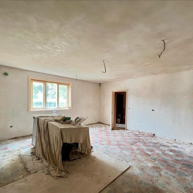 Instagram post from bmpooleplastering. This post is in position 11.